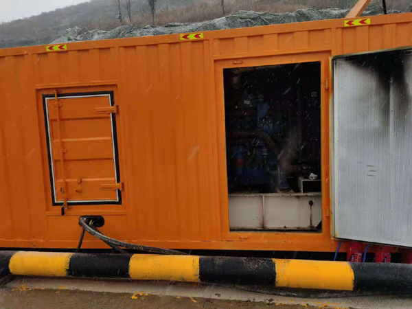 瑶海发电机出租 柴油发电机组电压低报警怎么办？