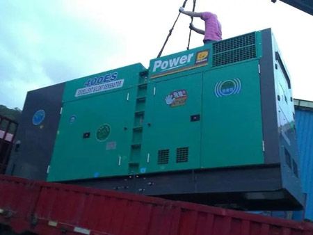 瑶海柴油发电机组转速不稳定时，如何对发动机进行维护？