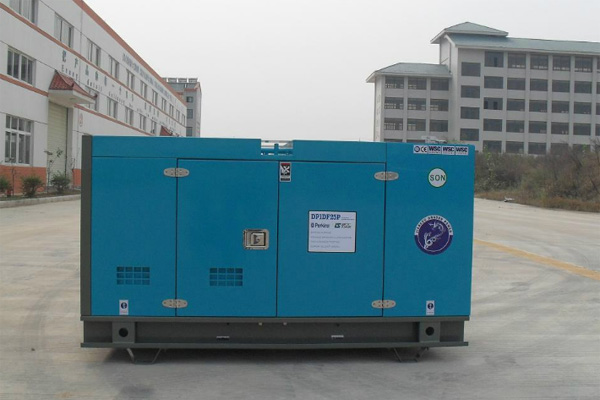 瑶海发电机租赁发电机组的换季保养注意事项