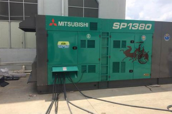 瑶海为什么有些柴油发电机组的输出电压可以调节？