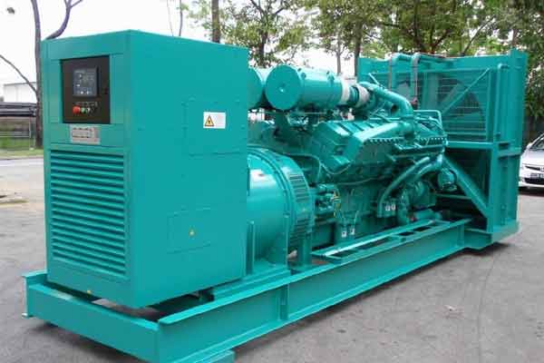 瑶海柴油发电机组电压不稳定怎样维修？